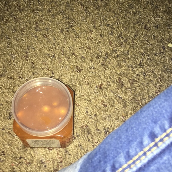 Orange clear slime with pearls - Picture 1 of 3